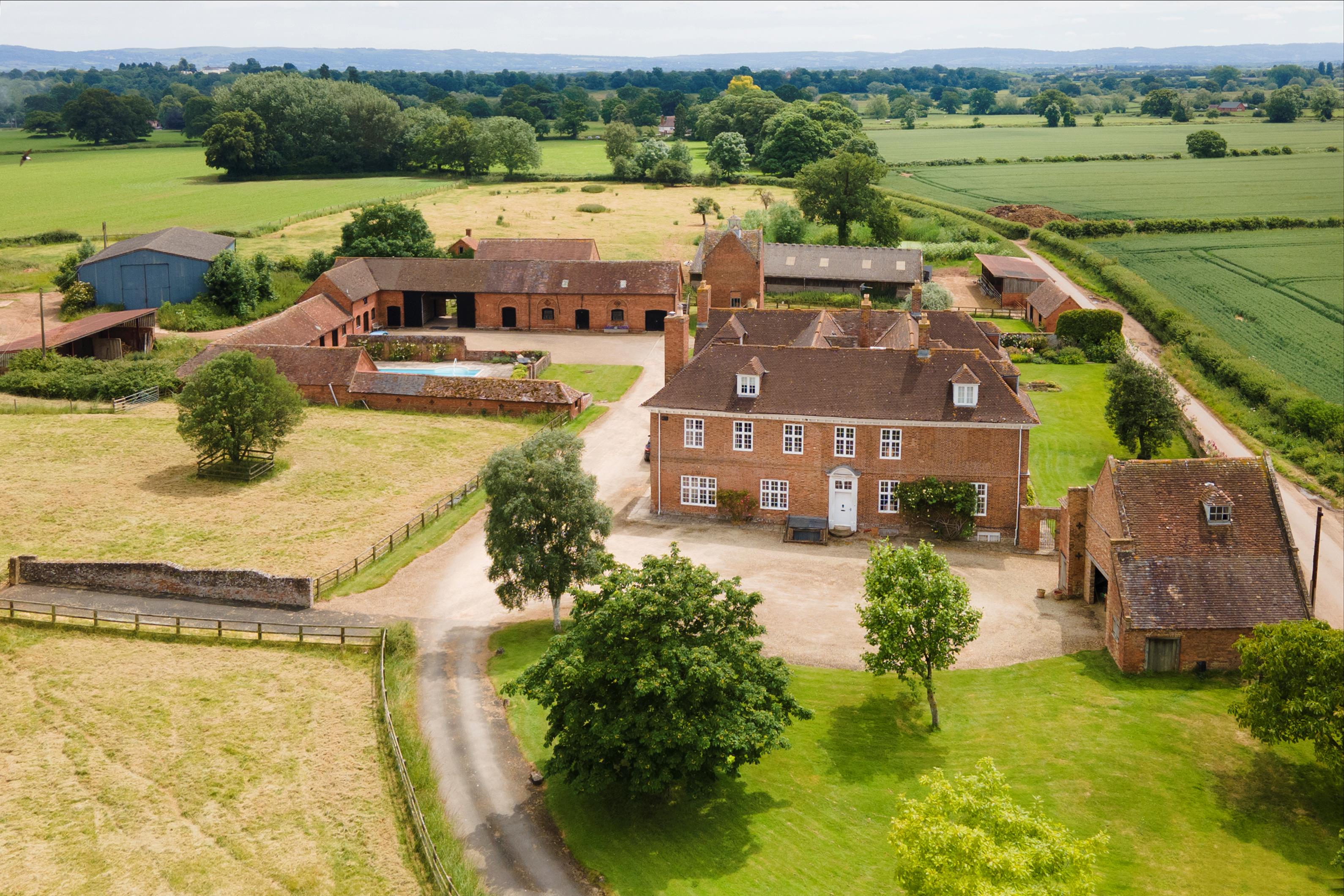Forthampton, Gloucestershire, GL19