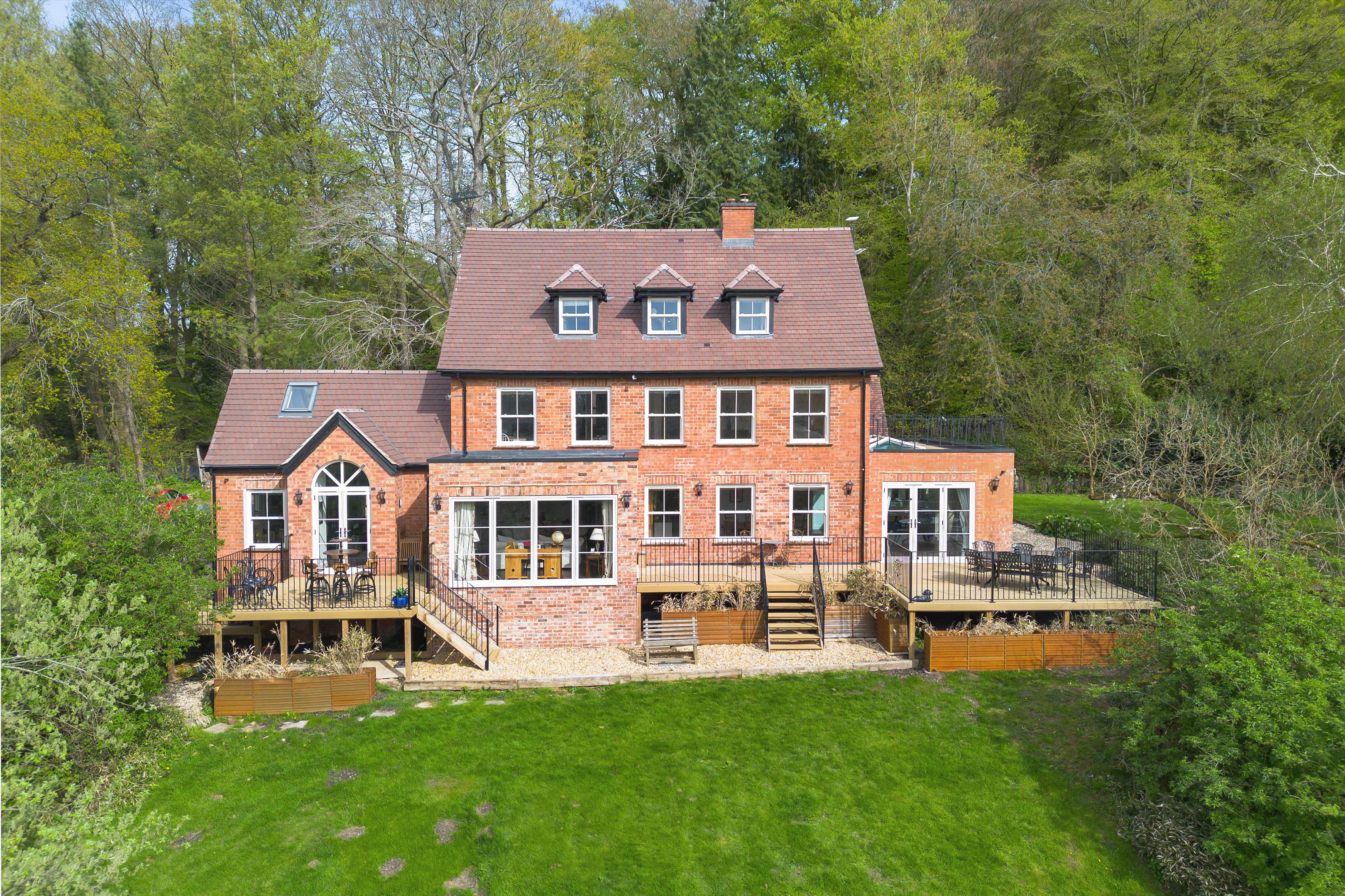 Crippetts Lane, Leckhampton, Cheltenham, Gloucestershire GL51