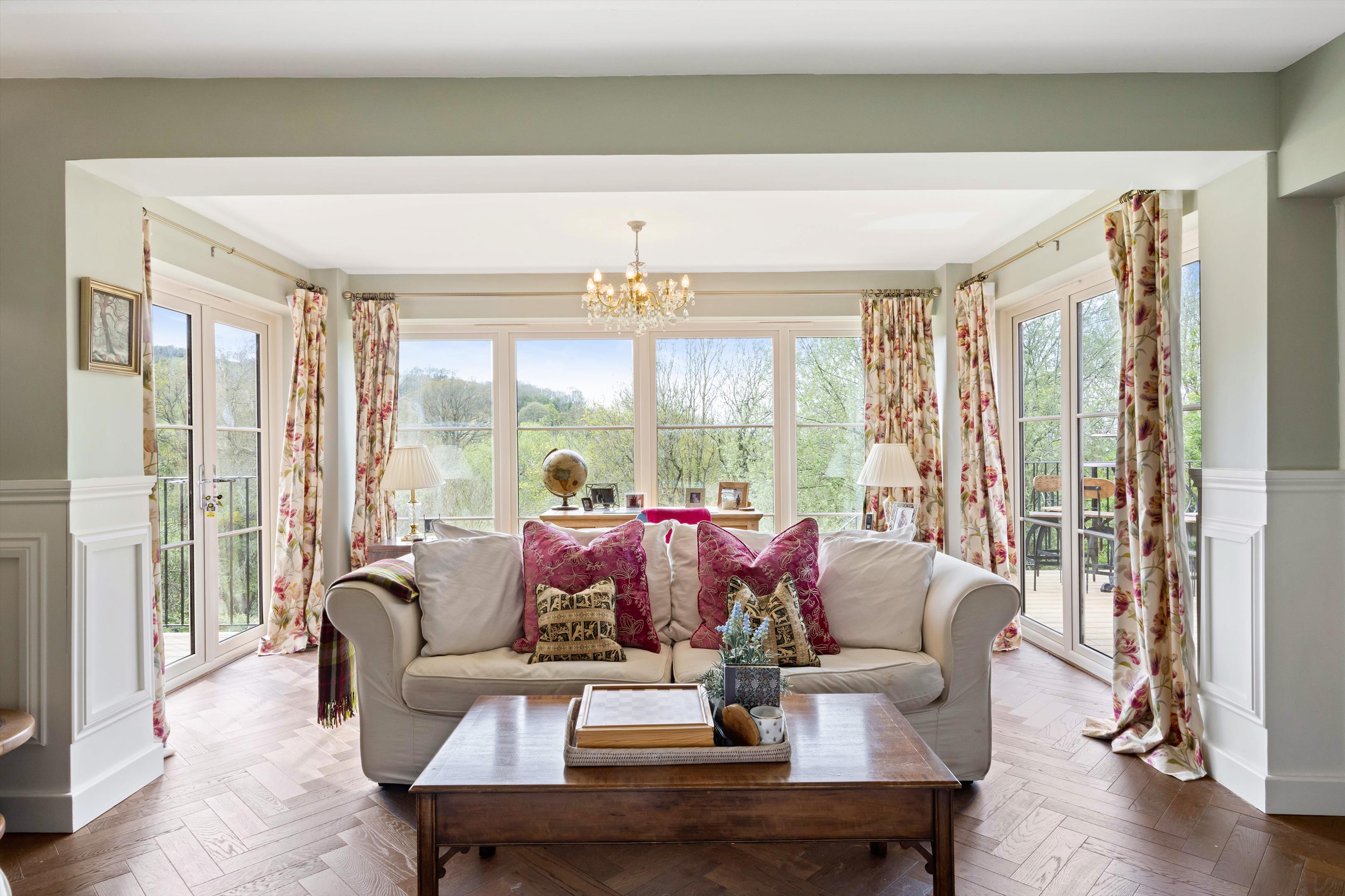 Crippetts Lane, Leckhampton, Cheltenham, Gloucestershire GL51