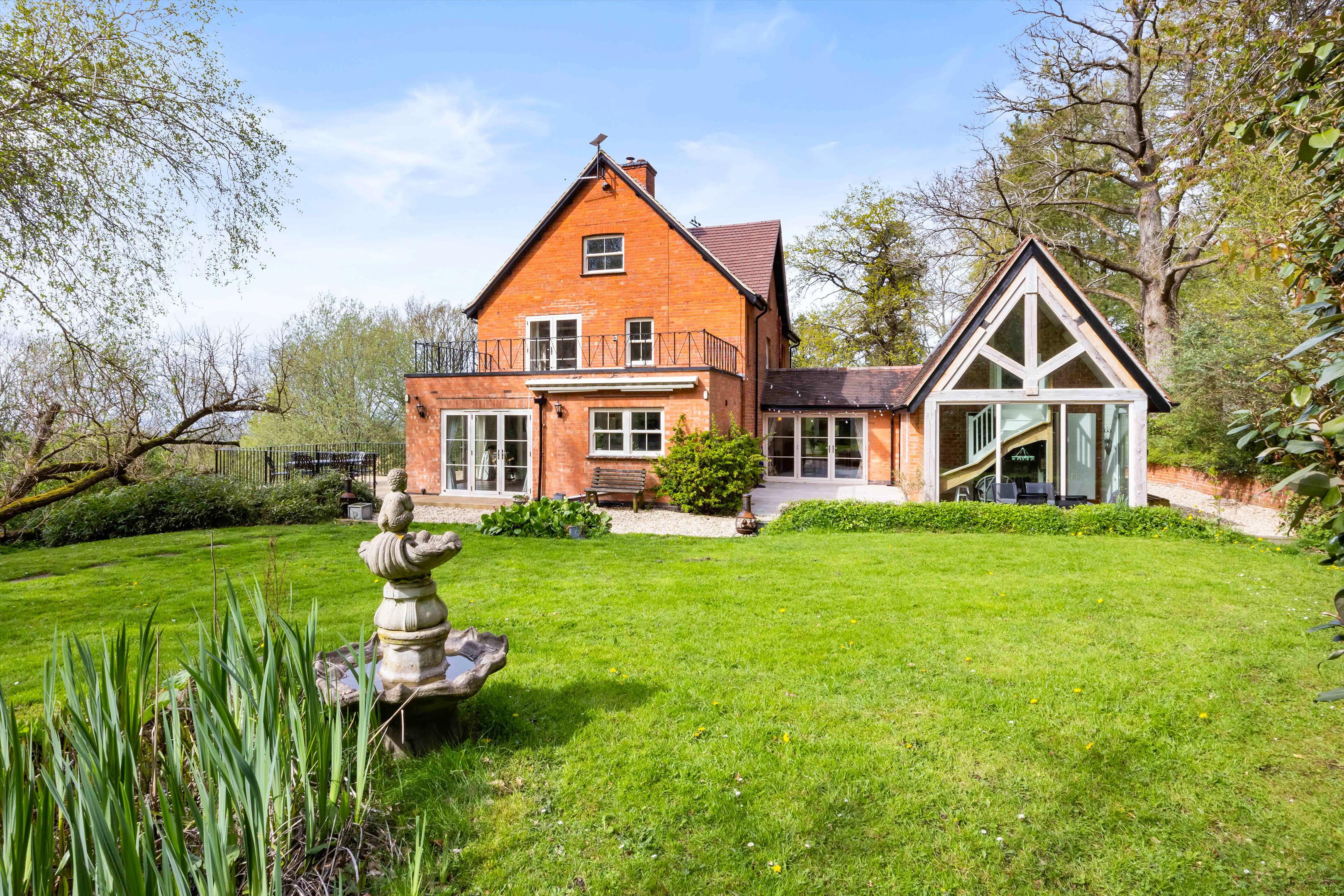 Crippetts Lane, Leckhampton, Cheltenham, Gloucestershire GL51