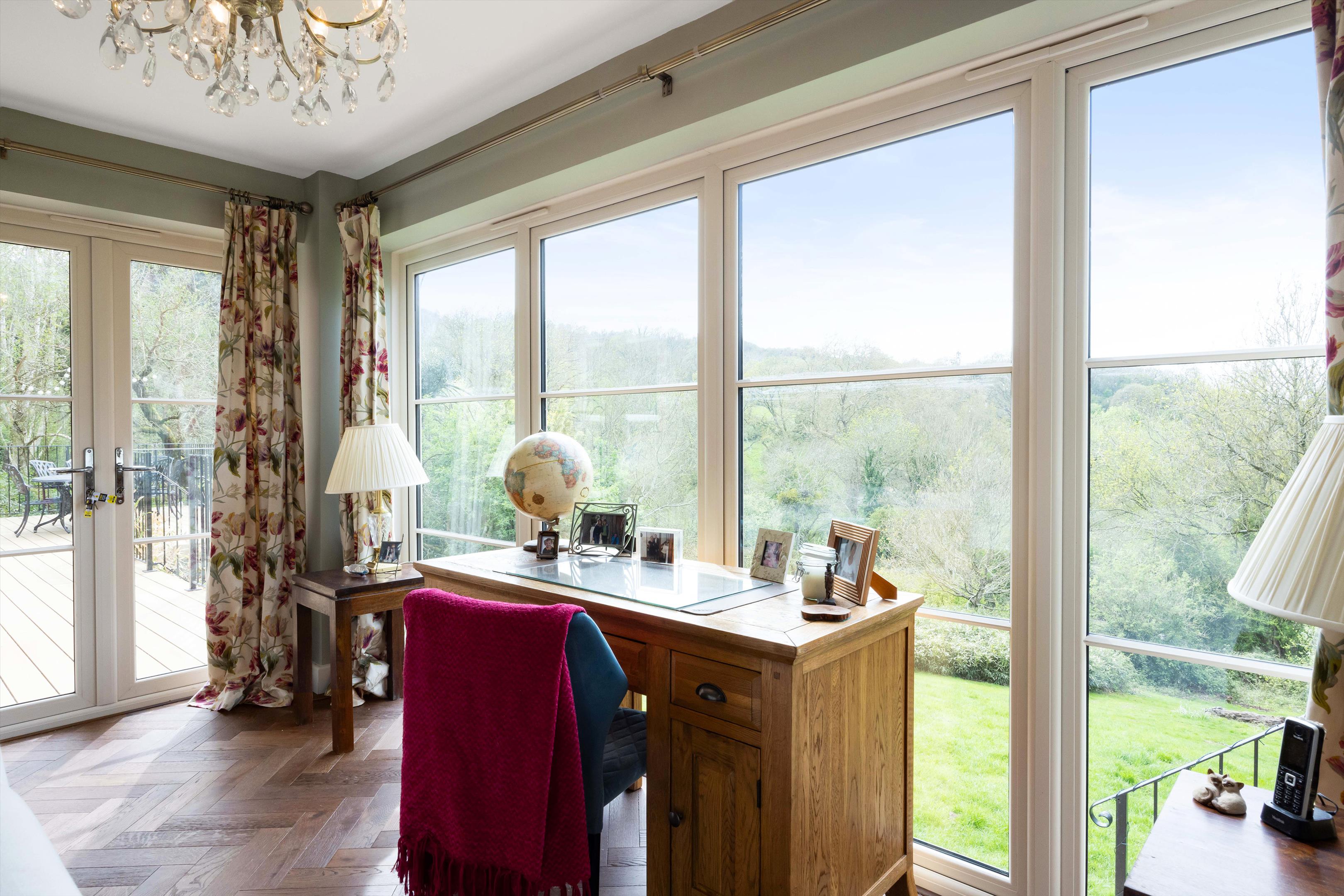 Crippetts Lane, Leckhampton, Cheltenham, Gloucestershire GL51