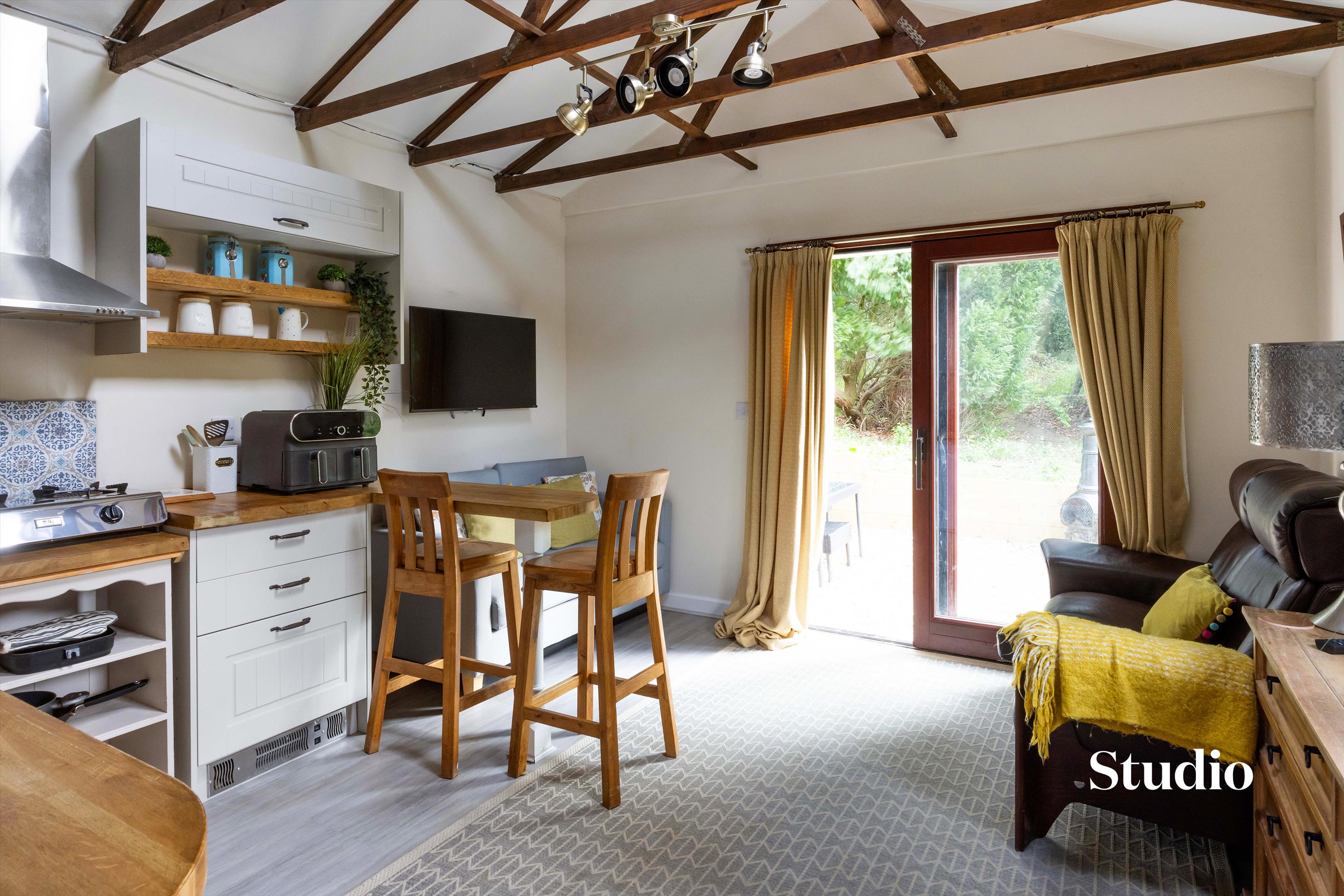 Crippetts Lane, Leckhampton, Cheltenham, Gloucestershire GL51