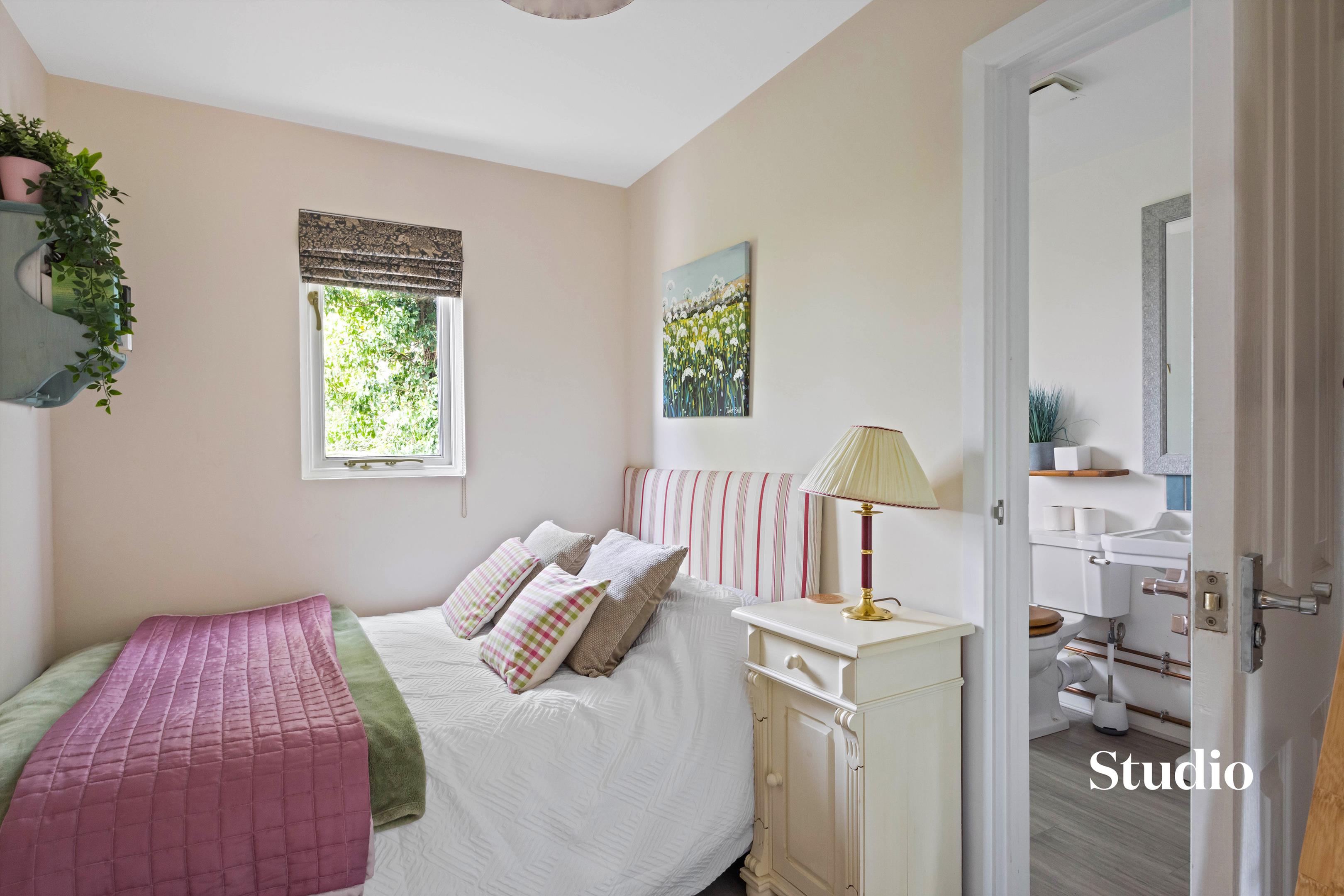 Crippetts Lane, Leckhampton, Cheltenham, Gloucestershire GL51