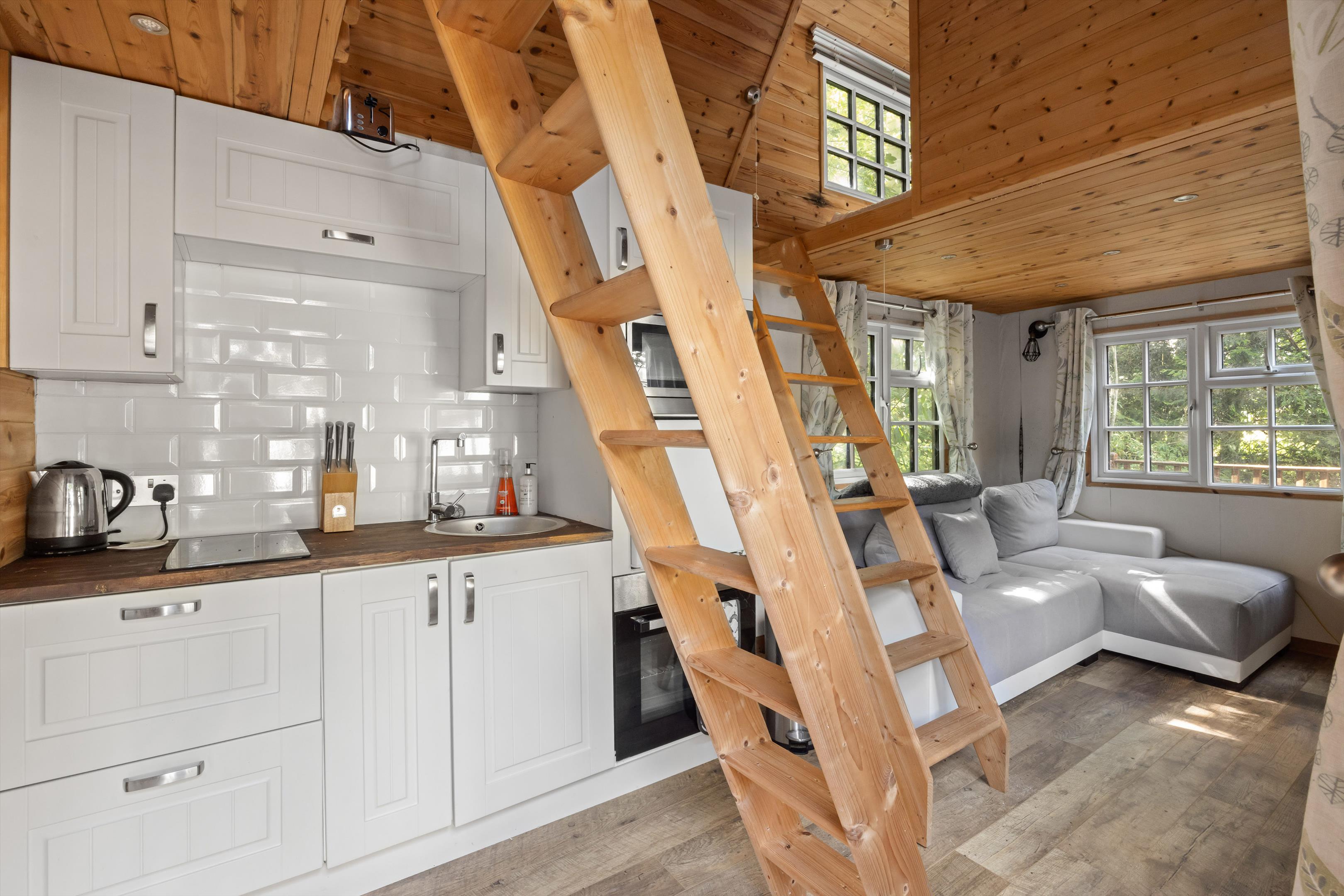 Woolstone, Cheltenham, Gloucestershire GL52