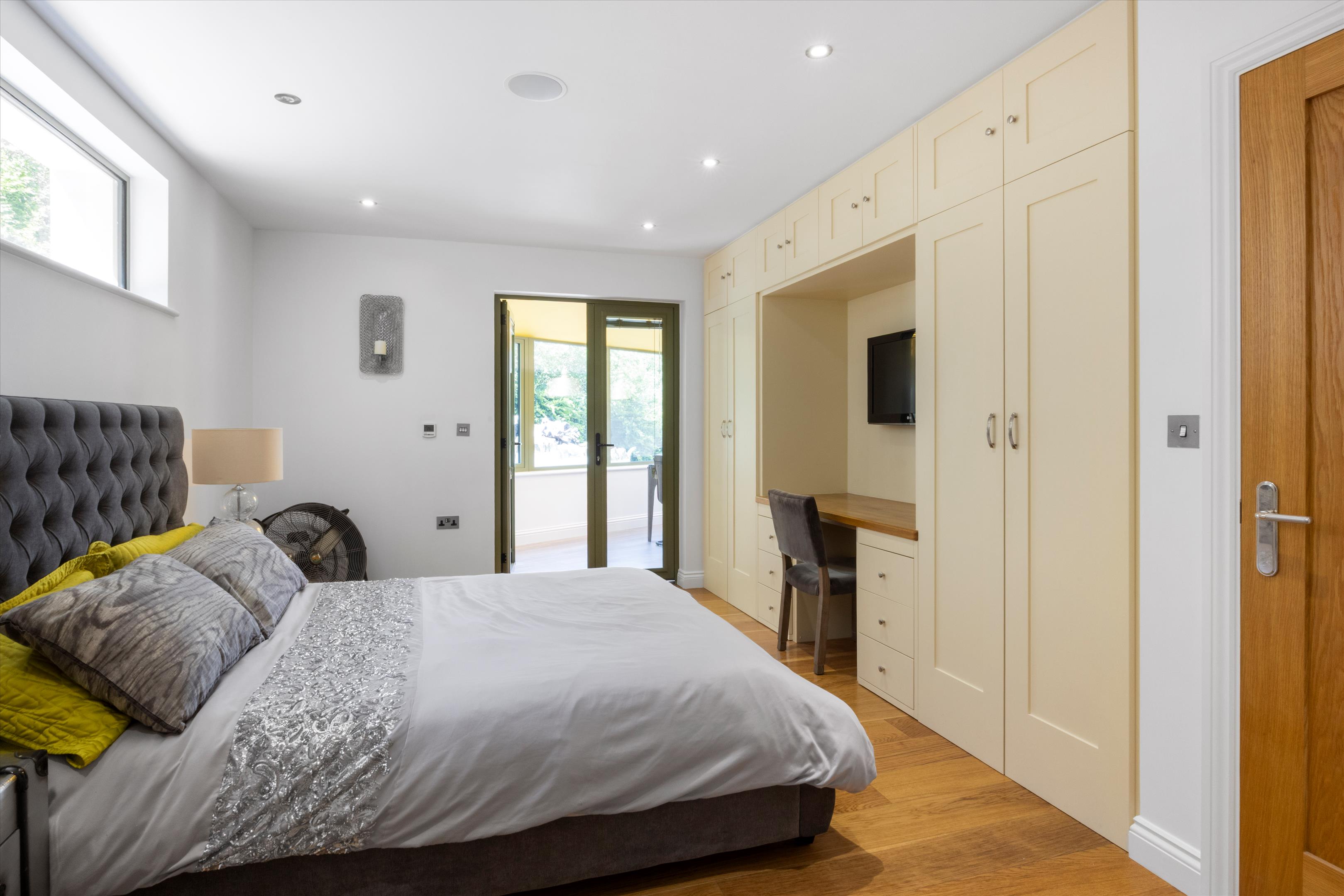 Cleeve Hill, Cheltenham, Gloucestershire GL52