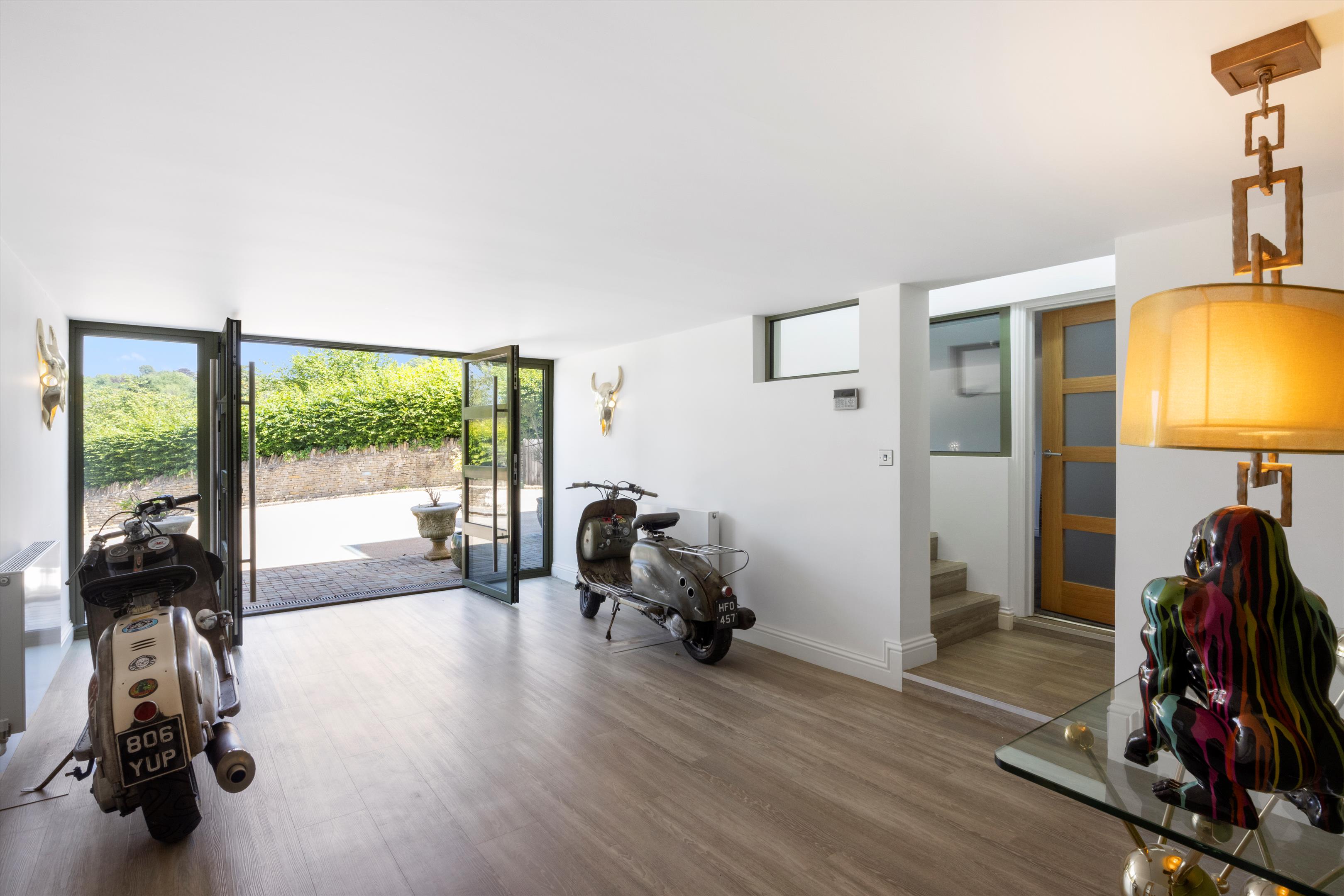 Cleeve Hill, Cheltenham, Gloucestershire GL52