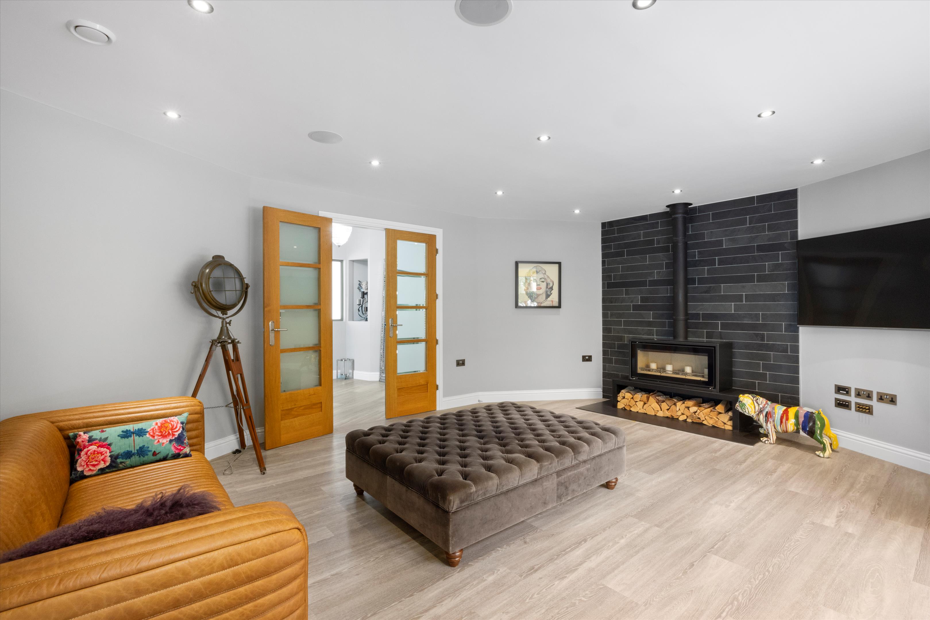 Cleeve Hill, Cheltenham, Gloucestershire GL52