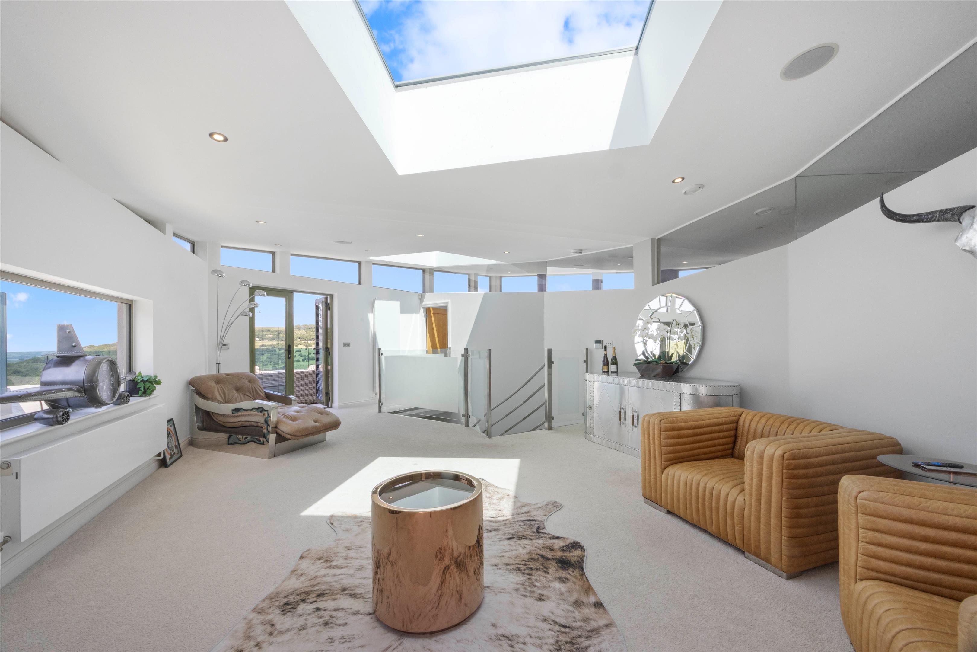 Cleeve Hill, Cheltenham, Gloucestershire GL52