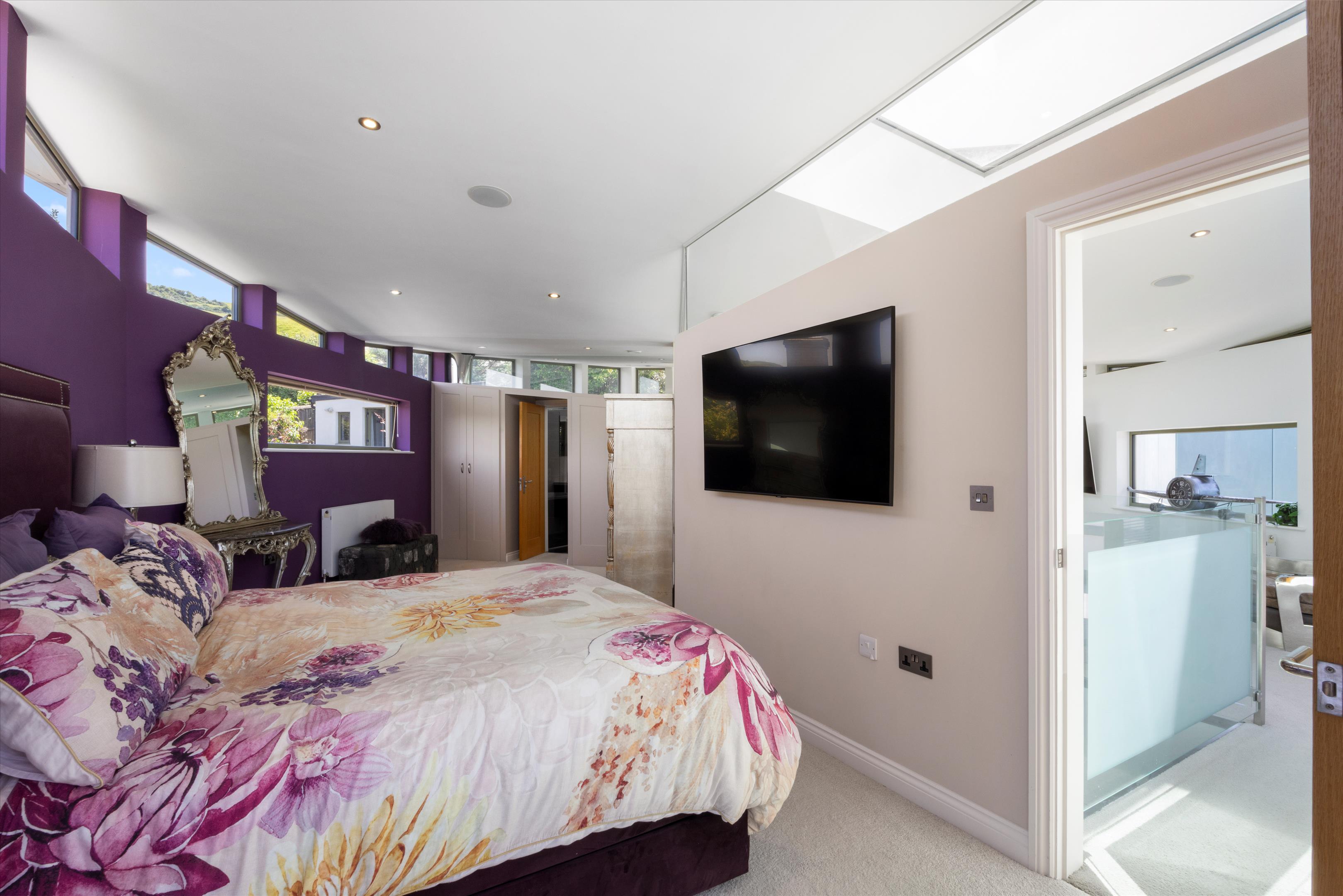 Cleeve Hill, Cheltenham, Gloucestershire GL52