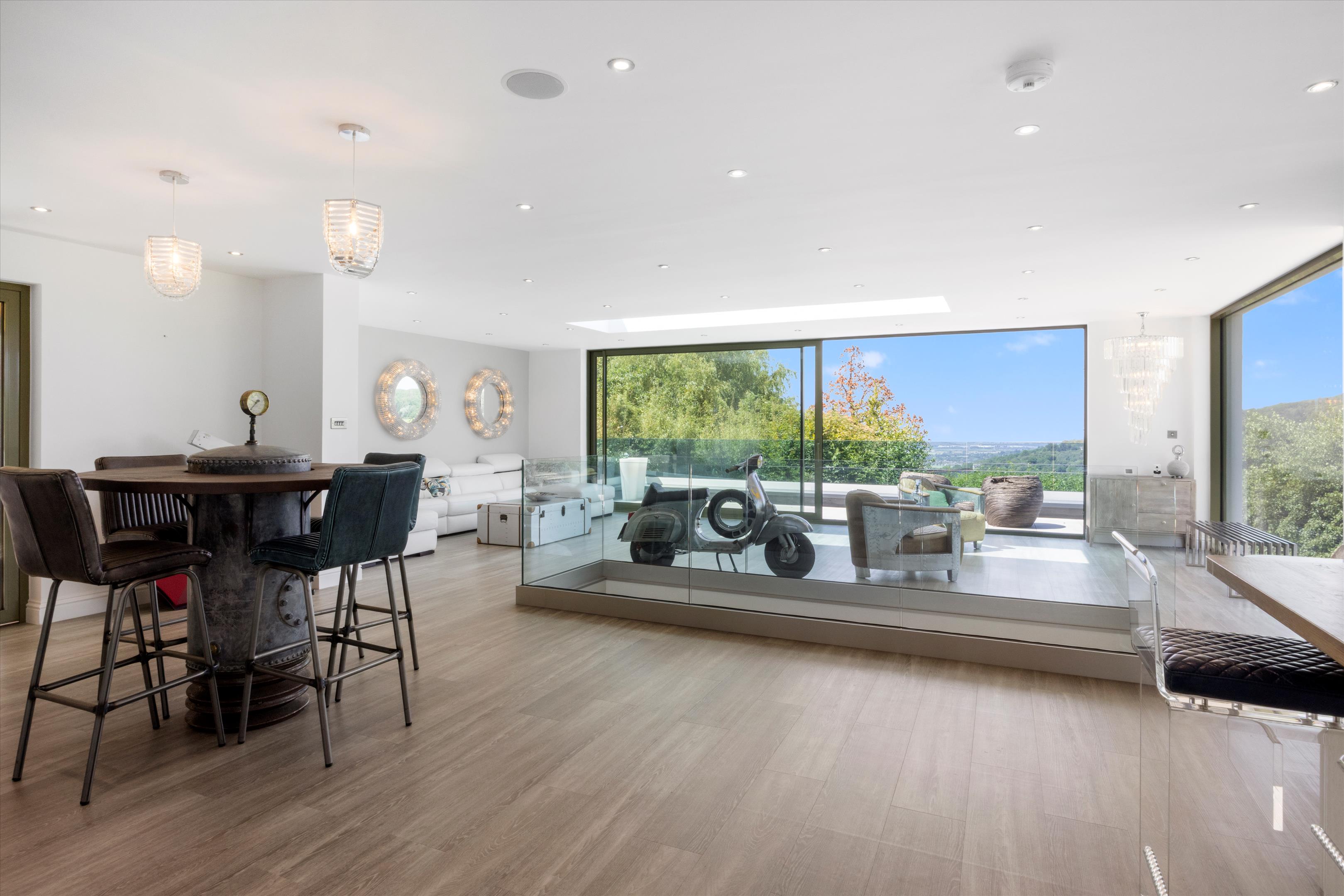 Cleeve Hill, Cheltenham, Gloucestershire GL52