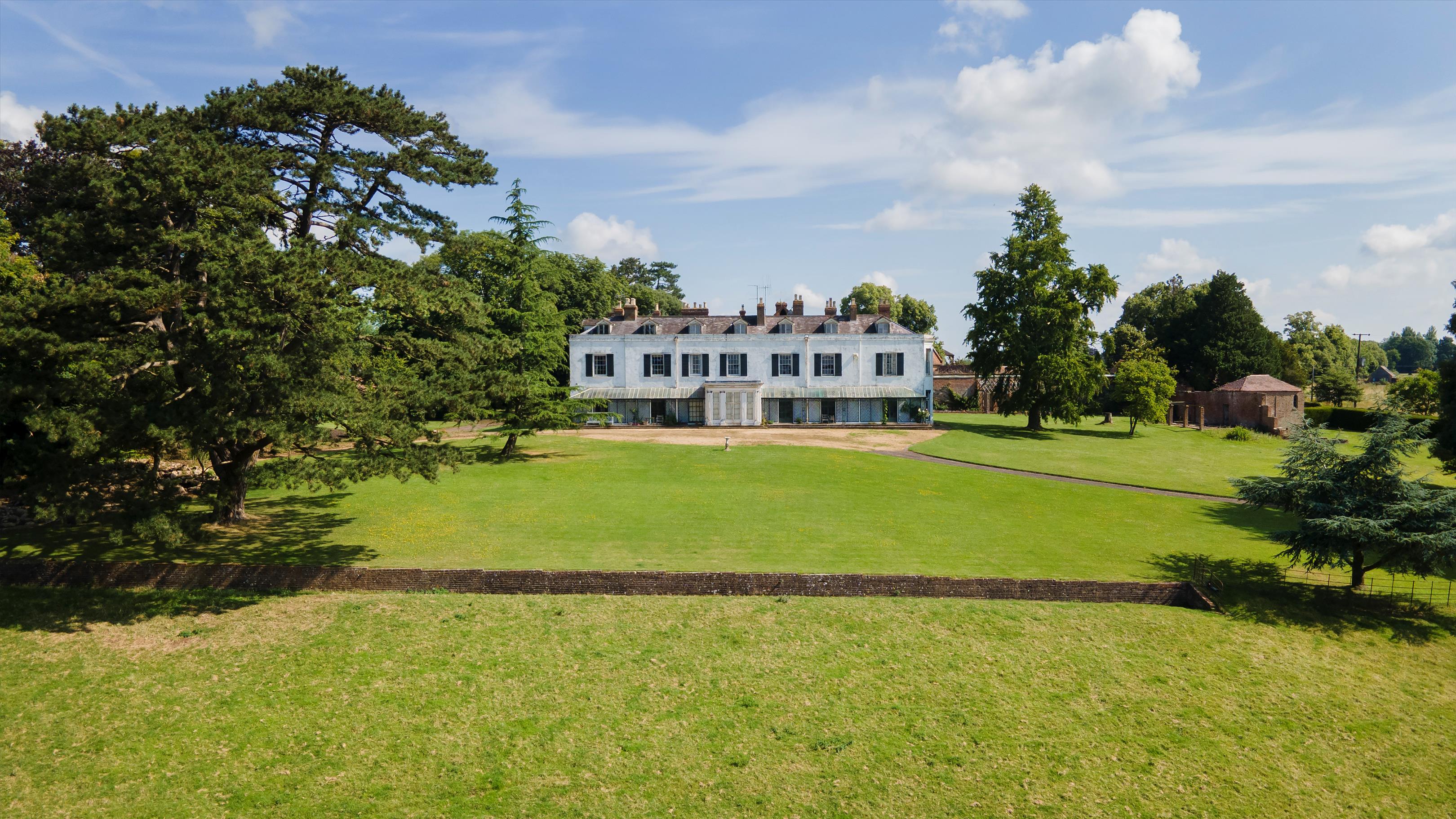 Apperley, Gloucestershire, GL19