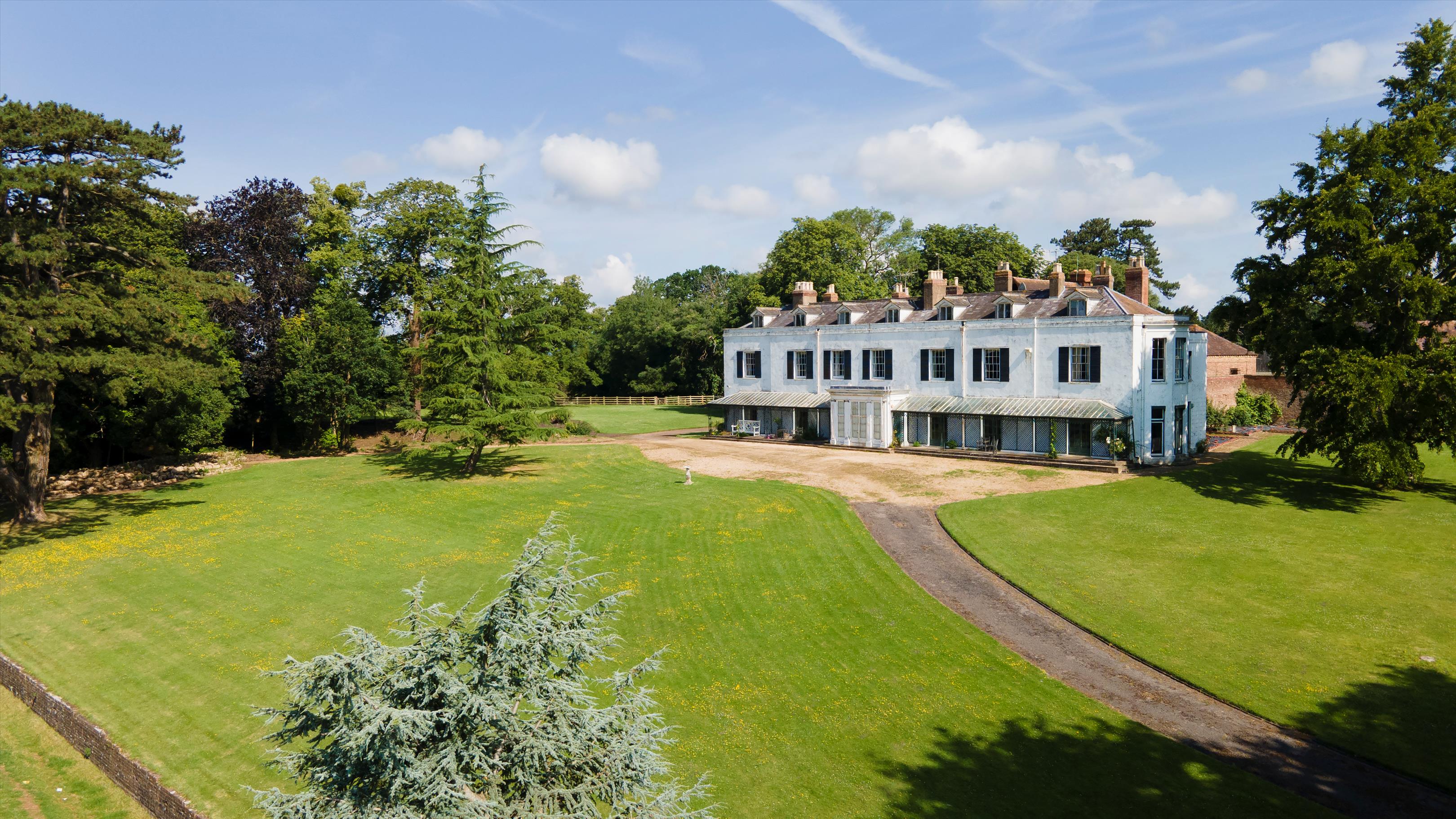 Apperley, Gloucestershire, GL19