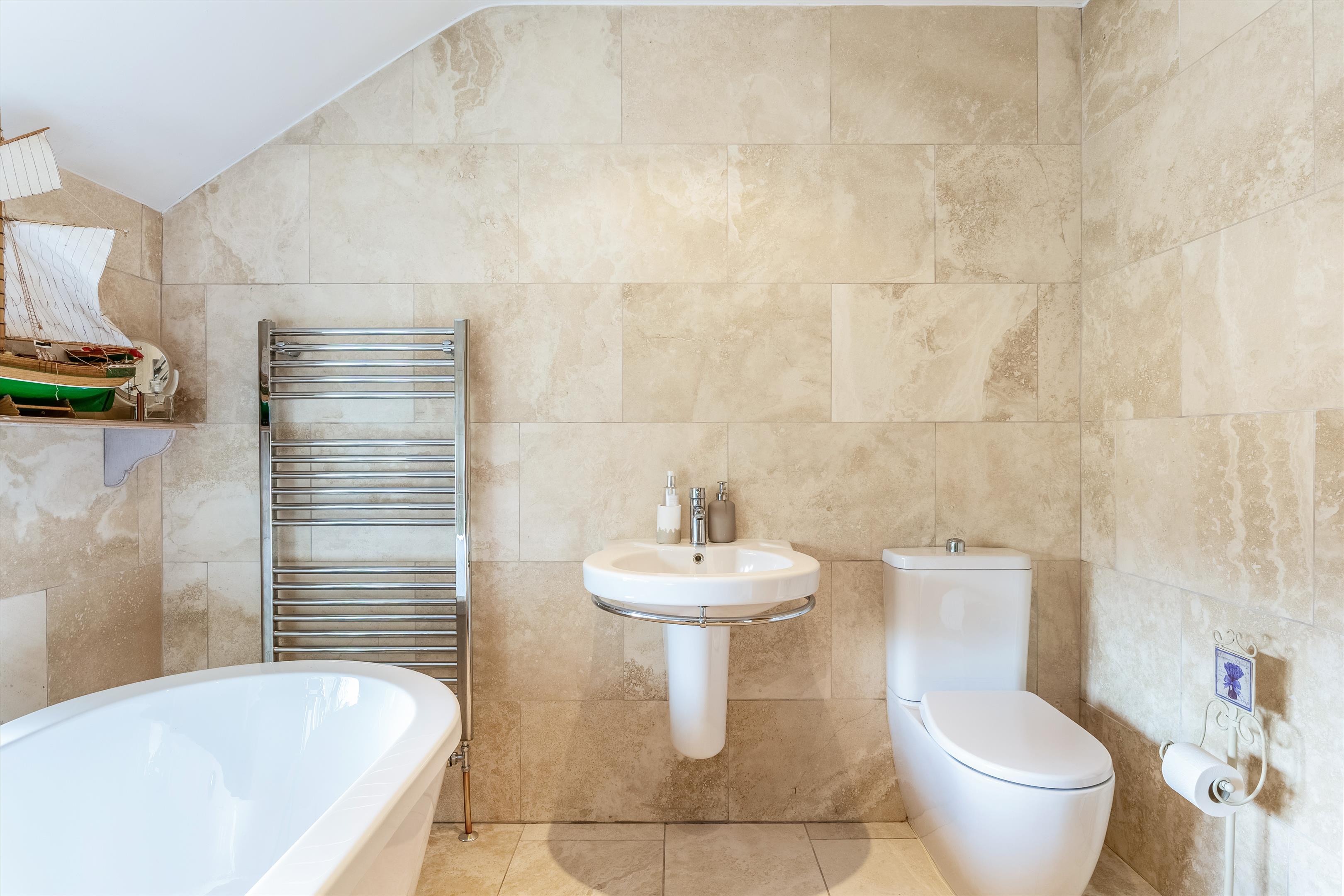Warwick Crescent, Harrogate, North Yorkshire, HG2