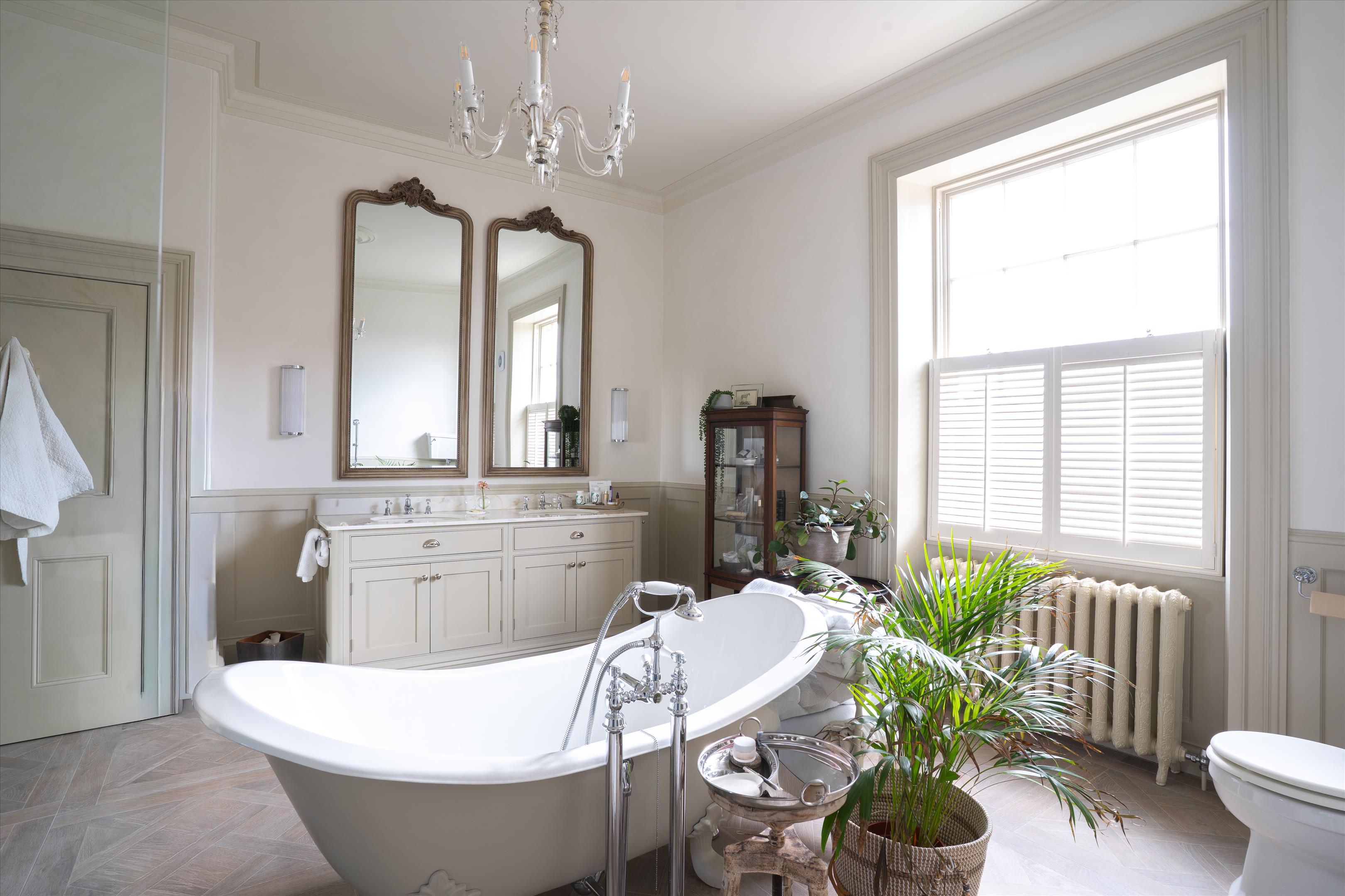 Regent Parade, Harrogate, North Yorkshire HG1