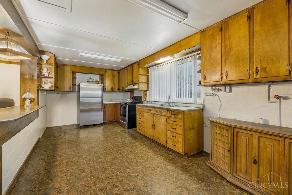 1558 Millville Oxford Road