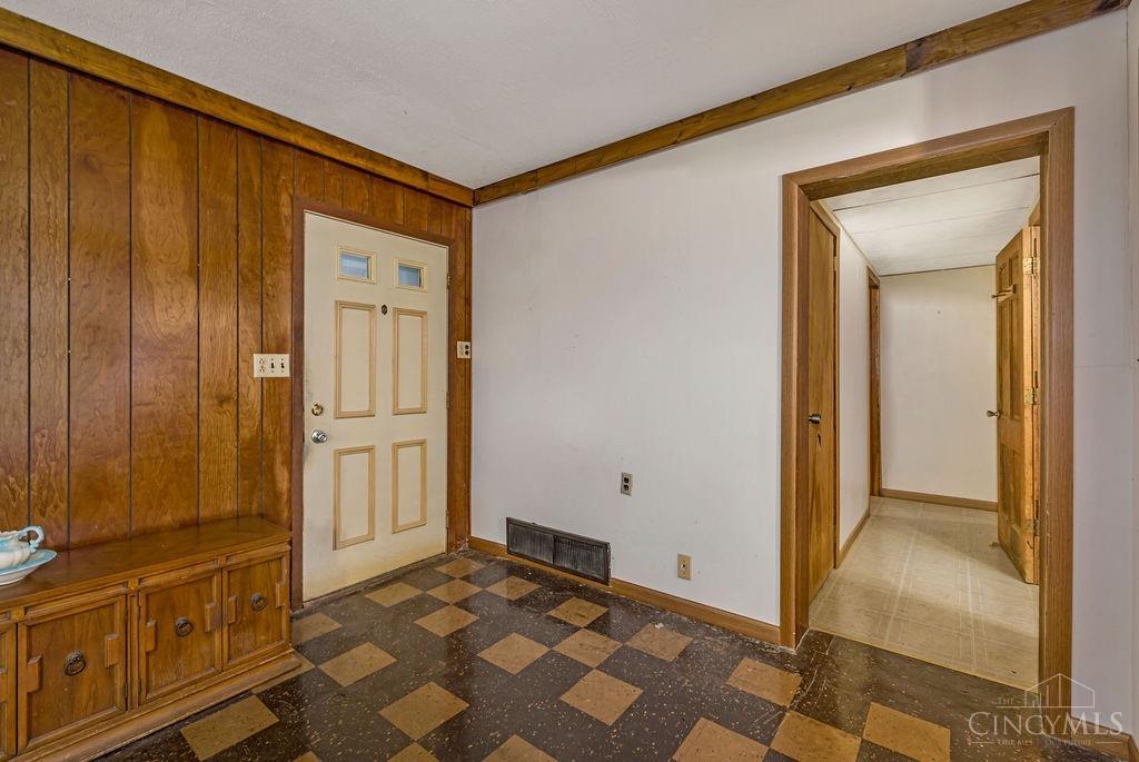 1558 Millville Oxford Road