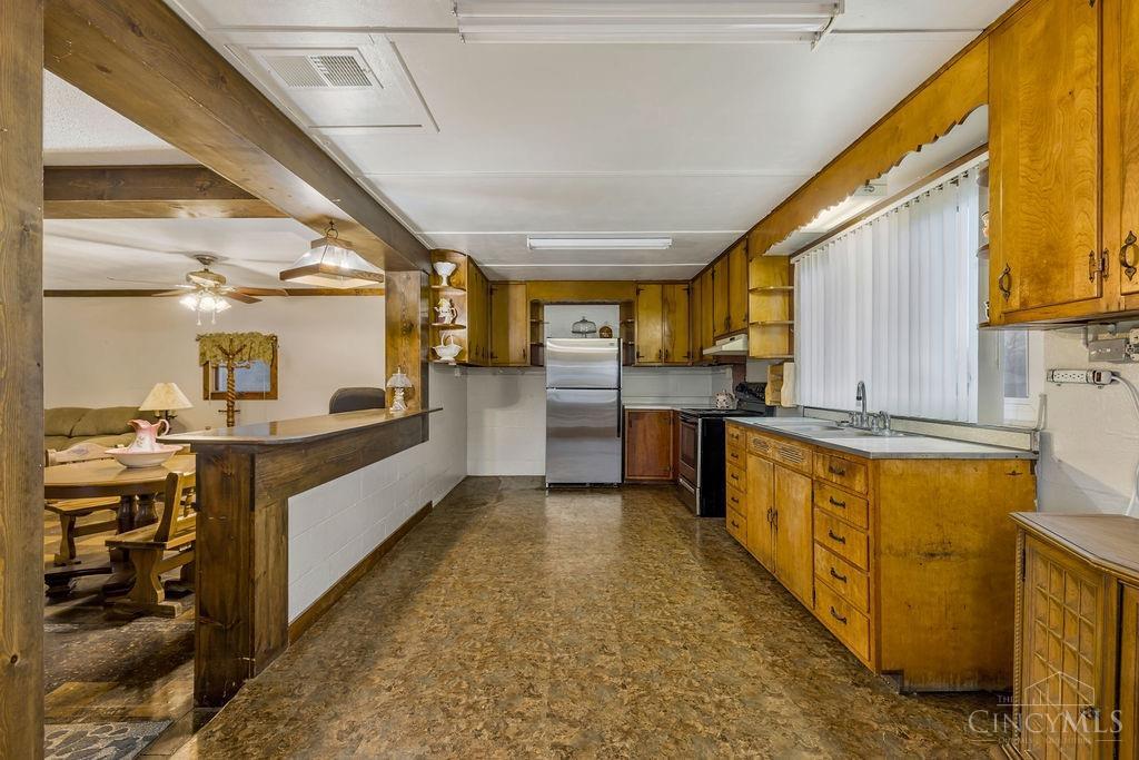 1558 Millville Oxford Road