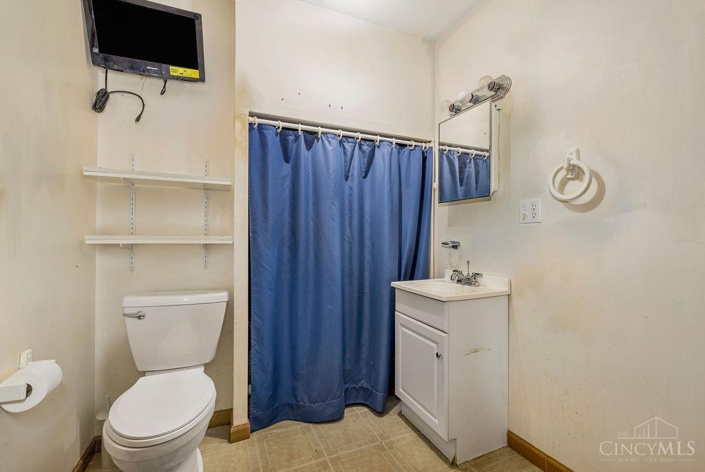 1558 Millville Oxford Road