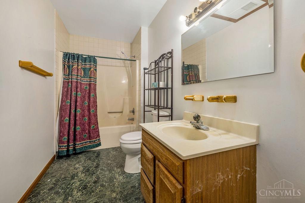 1558 Millville Oxford Road