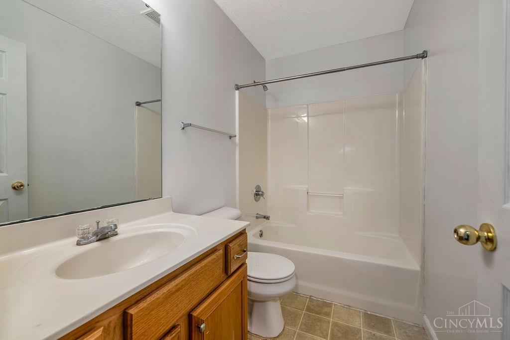 2 Indian Cove Circle