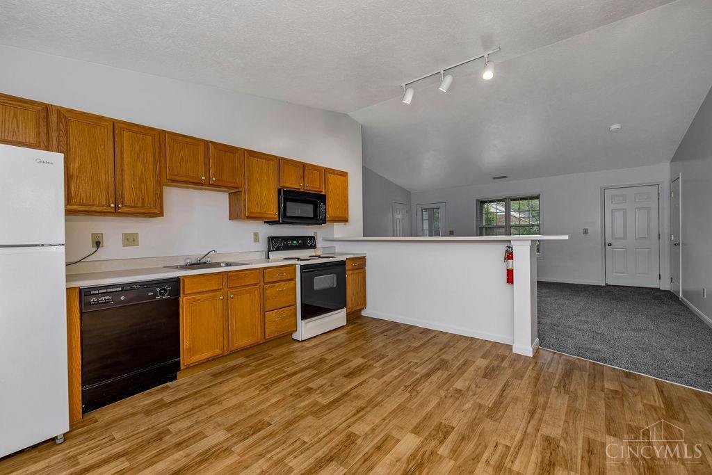 2 Indian Cove Circle