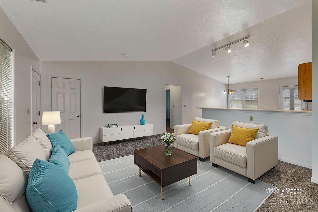 2 Indian Cove Circle