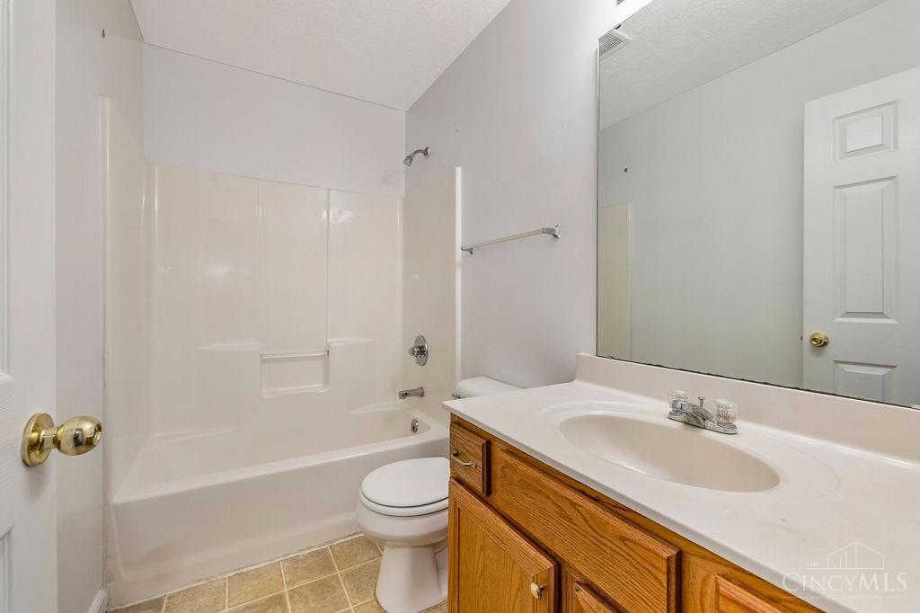 2 Indian Cove Circle