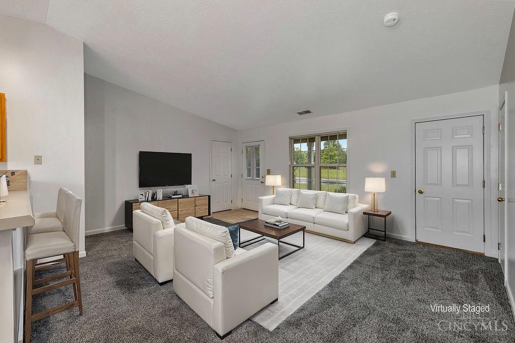 2 Indian Cove Circle