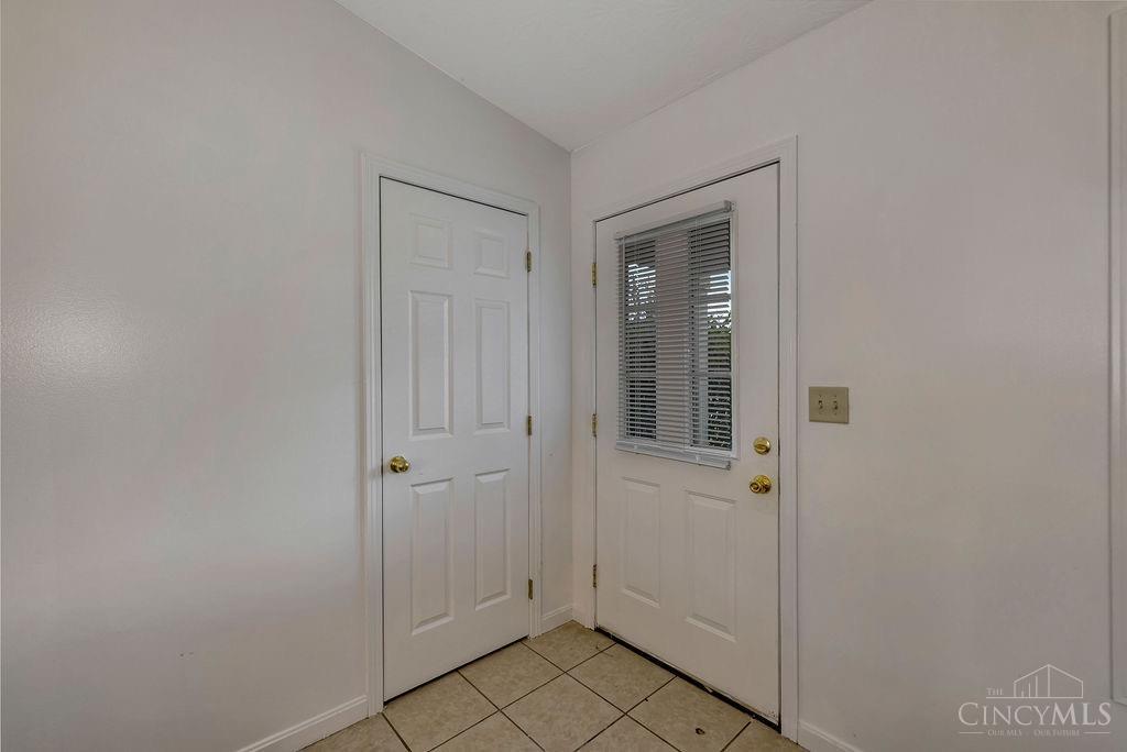 2 Indian Cove Circle