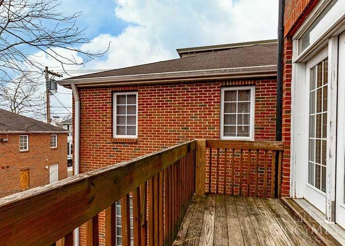 14 S Poplar Street