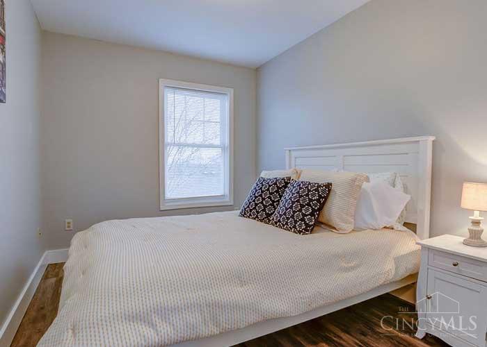 14 S Poplar Street