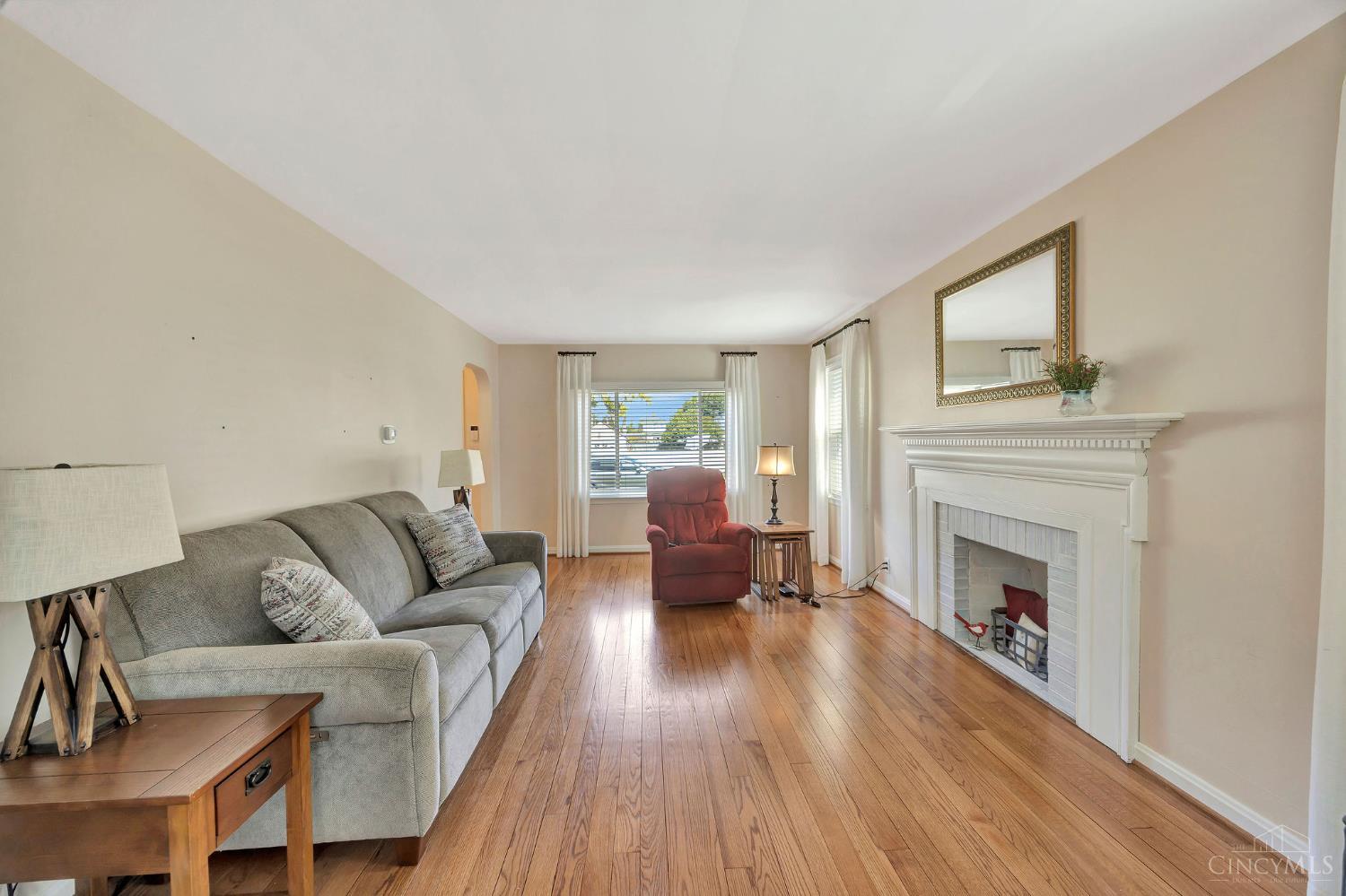 855 Chase Avenue