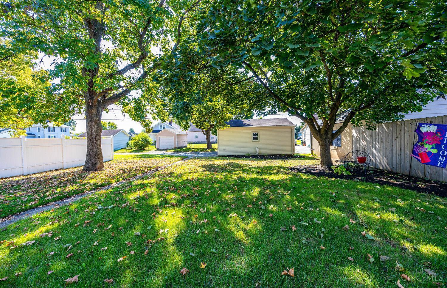 855 Chase Avenue