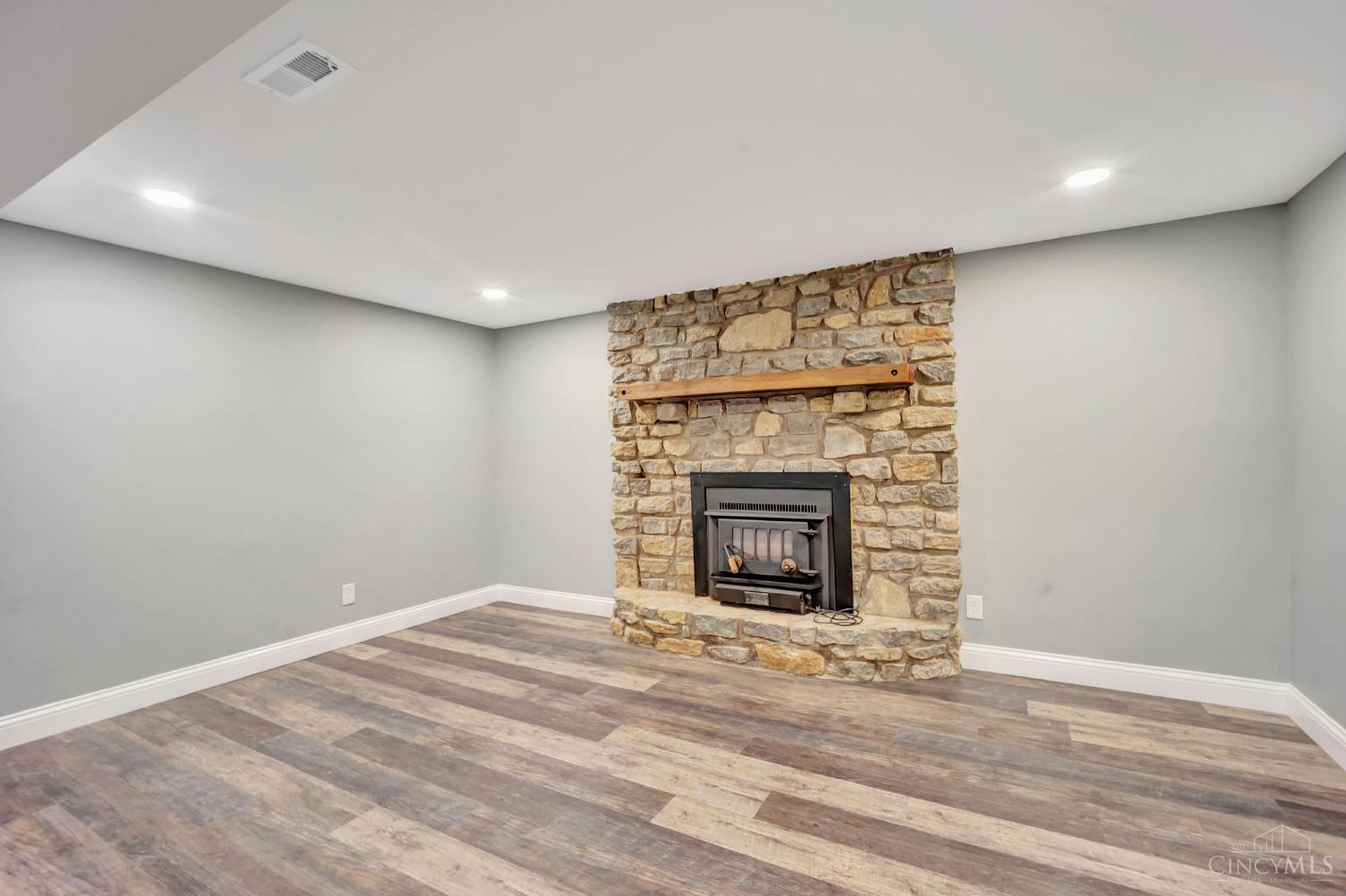 3873 Buck Ridge Drive