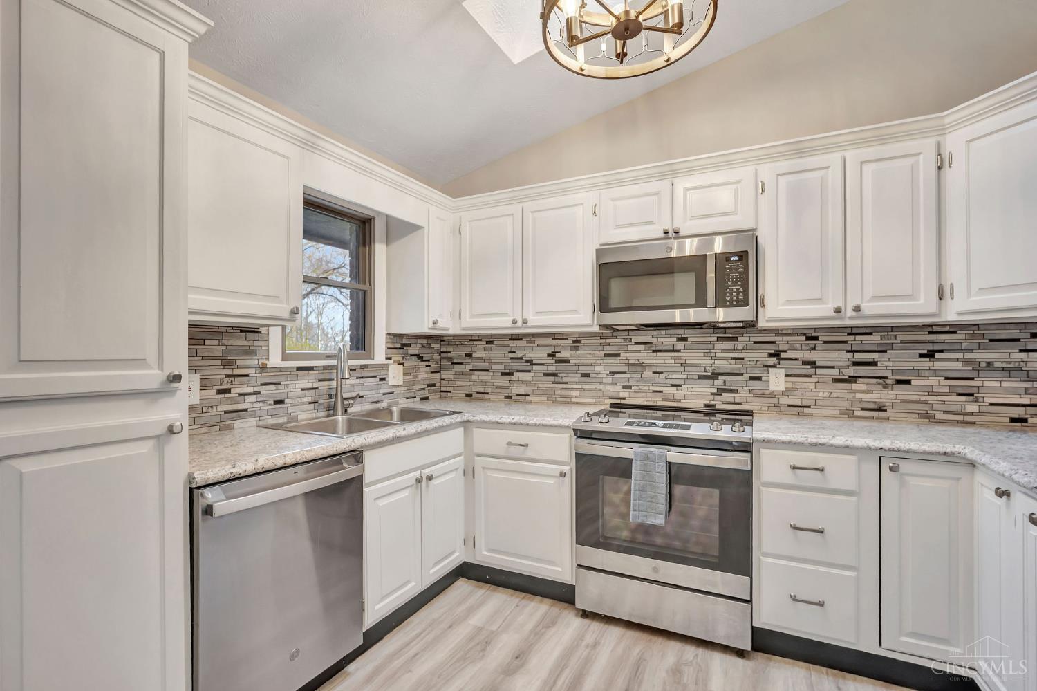 3873 Buck Ridge Drive