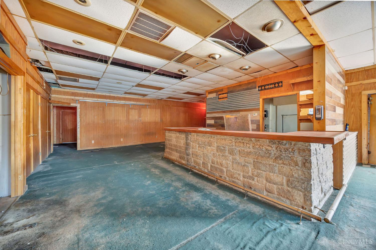 100 Brookville Rd