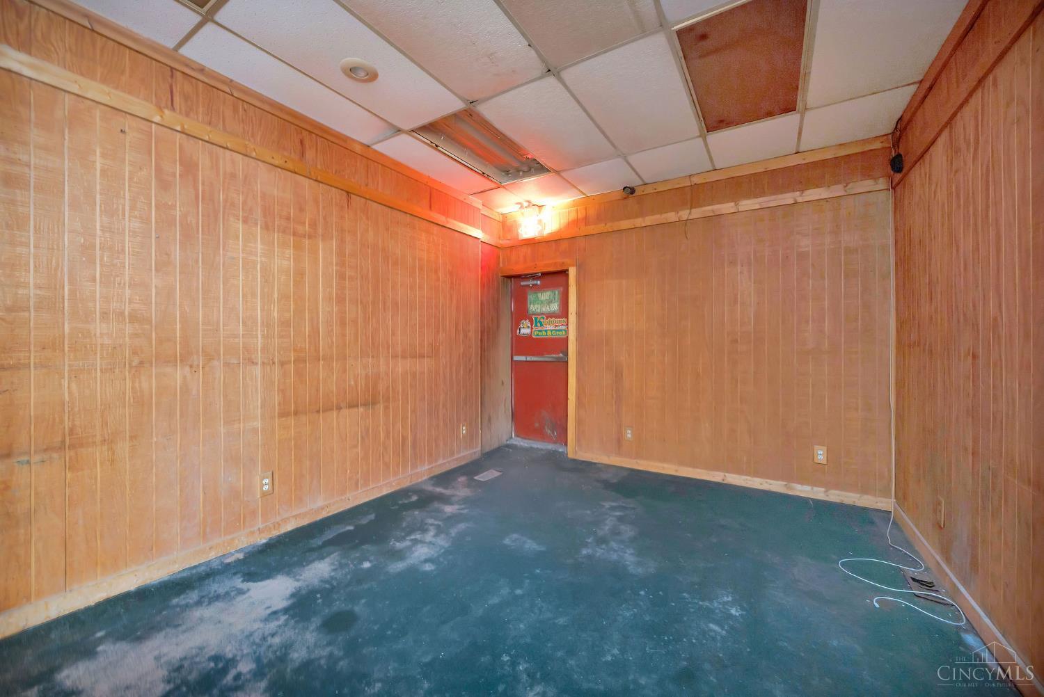100 Brookville Rd