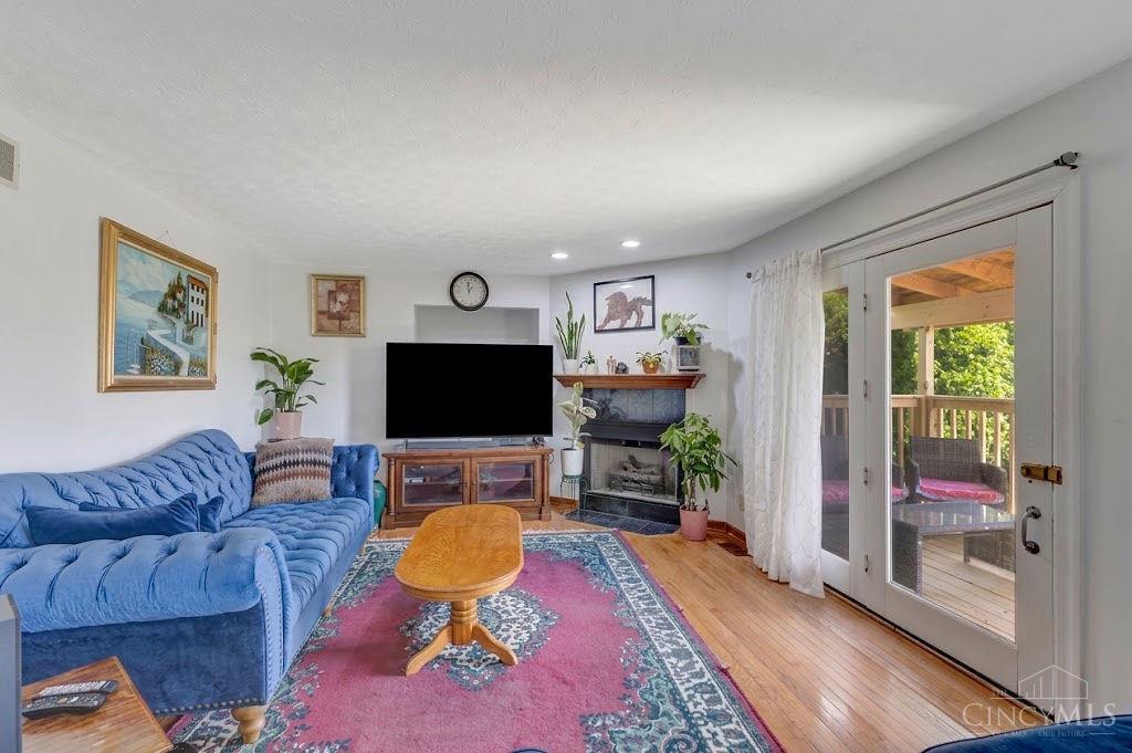6736 Raven Court