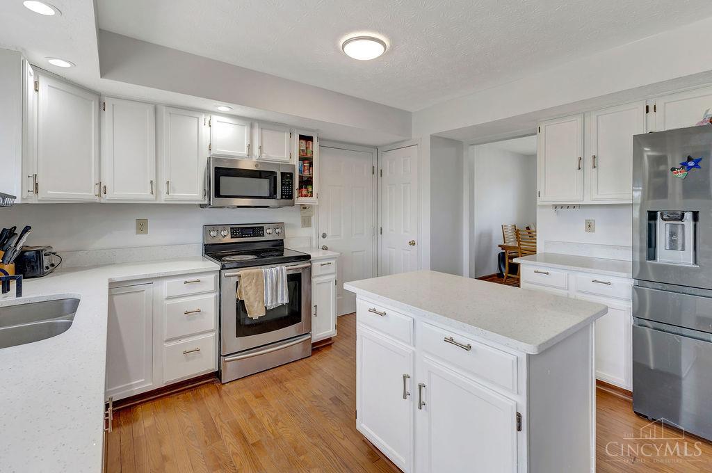 6736 Raven Court