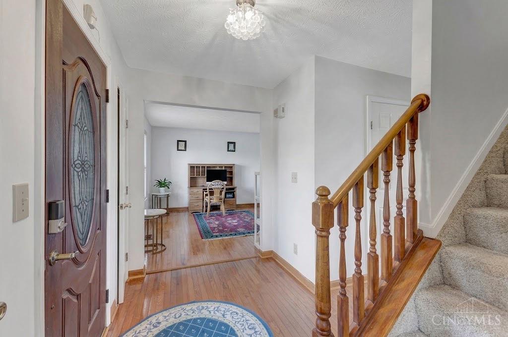 6736 Raven Court