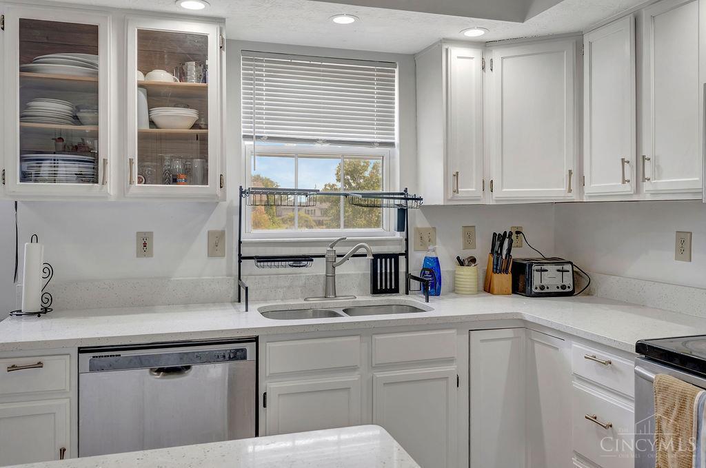 6736 Raven Court