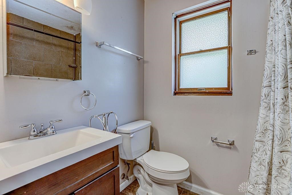 200 W Sycamore Street