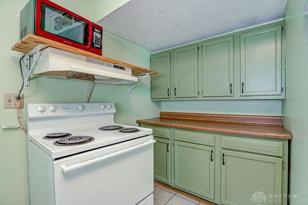 200 W Sycamore Street