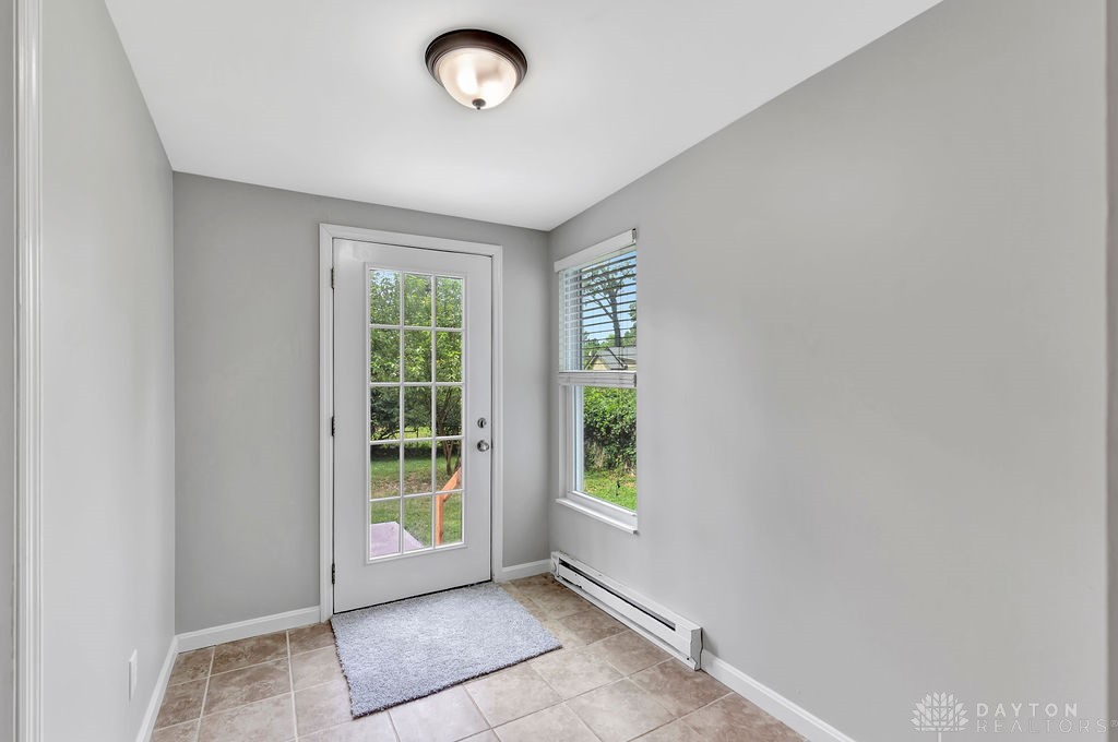 1475 Antoinette Avenue