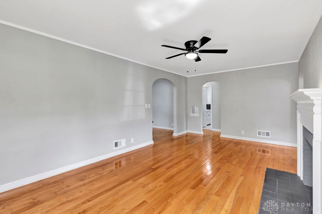 1475 Antoinette Avenue