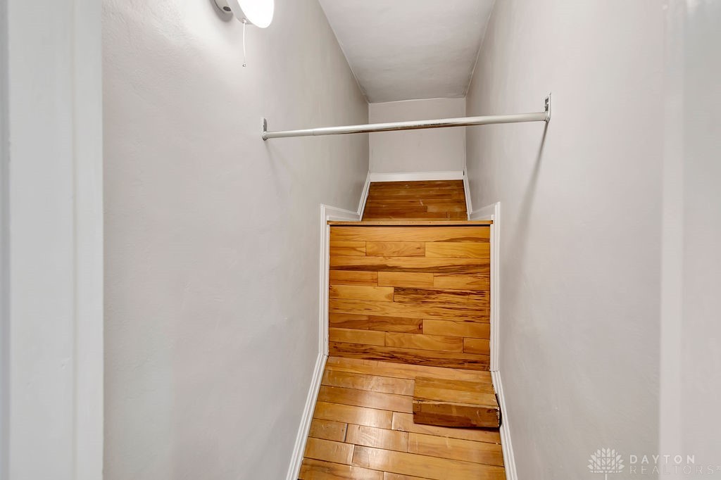 1475 Antoinette Avenue