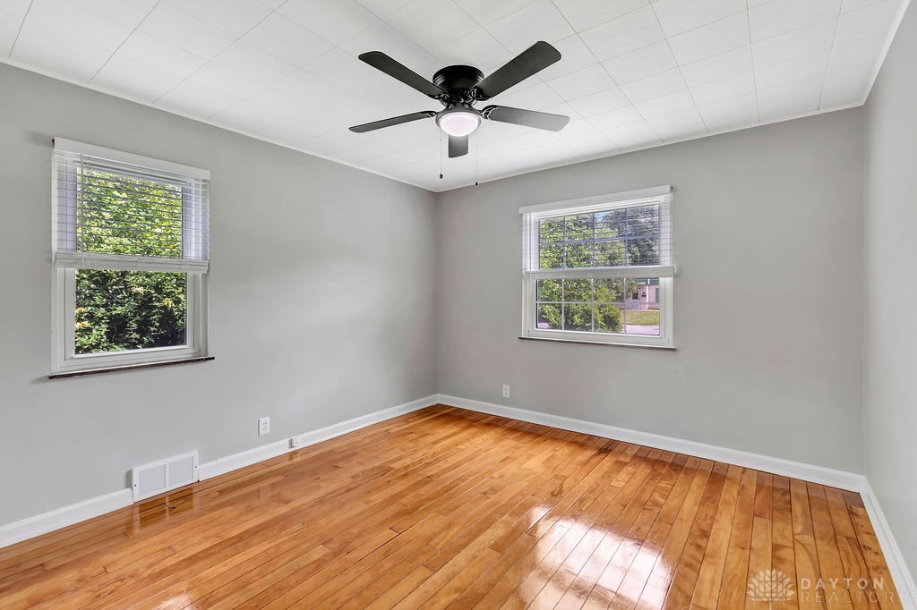 1475 Antoinette Avenue