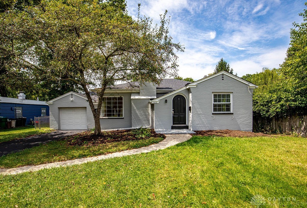 1475 Antoinette Avenue