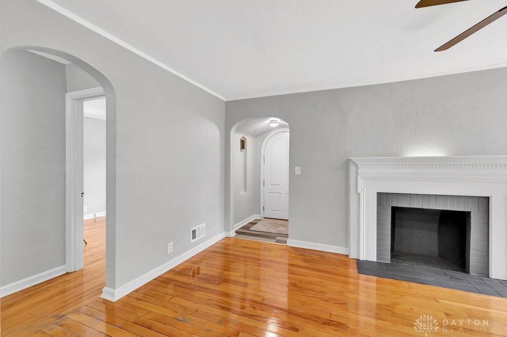 1475 Antoinette Avenue