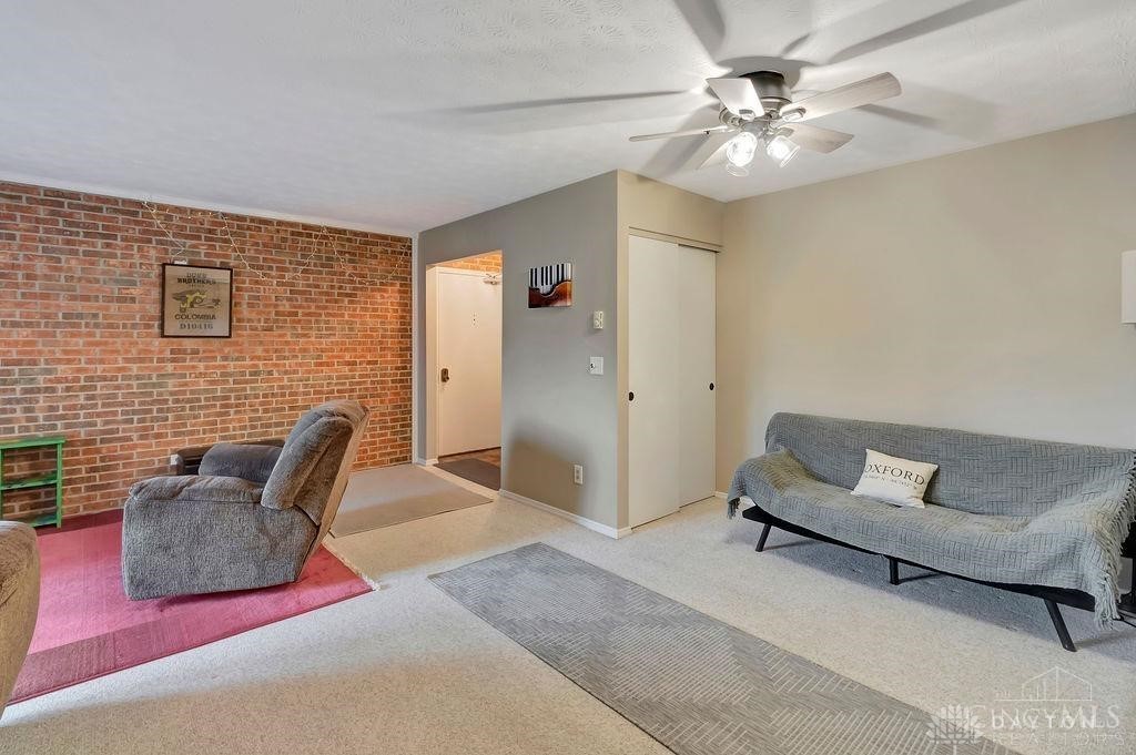 6135 Fairfield Road 21